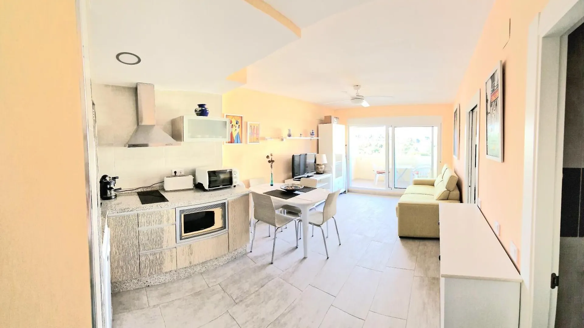 Benal Beach Holidays Benalmádena Daire